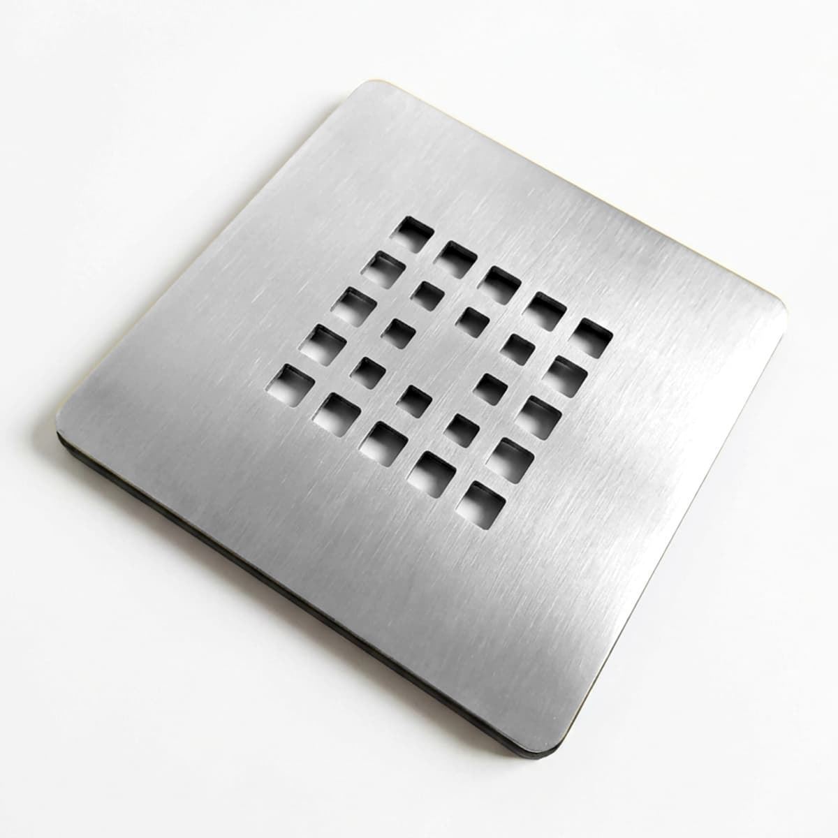 Rejilla cuadrada de 12,5 X 12,5 cm en negro mate para platos de ducha de resina - Imagen 2